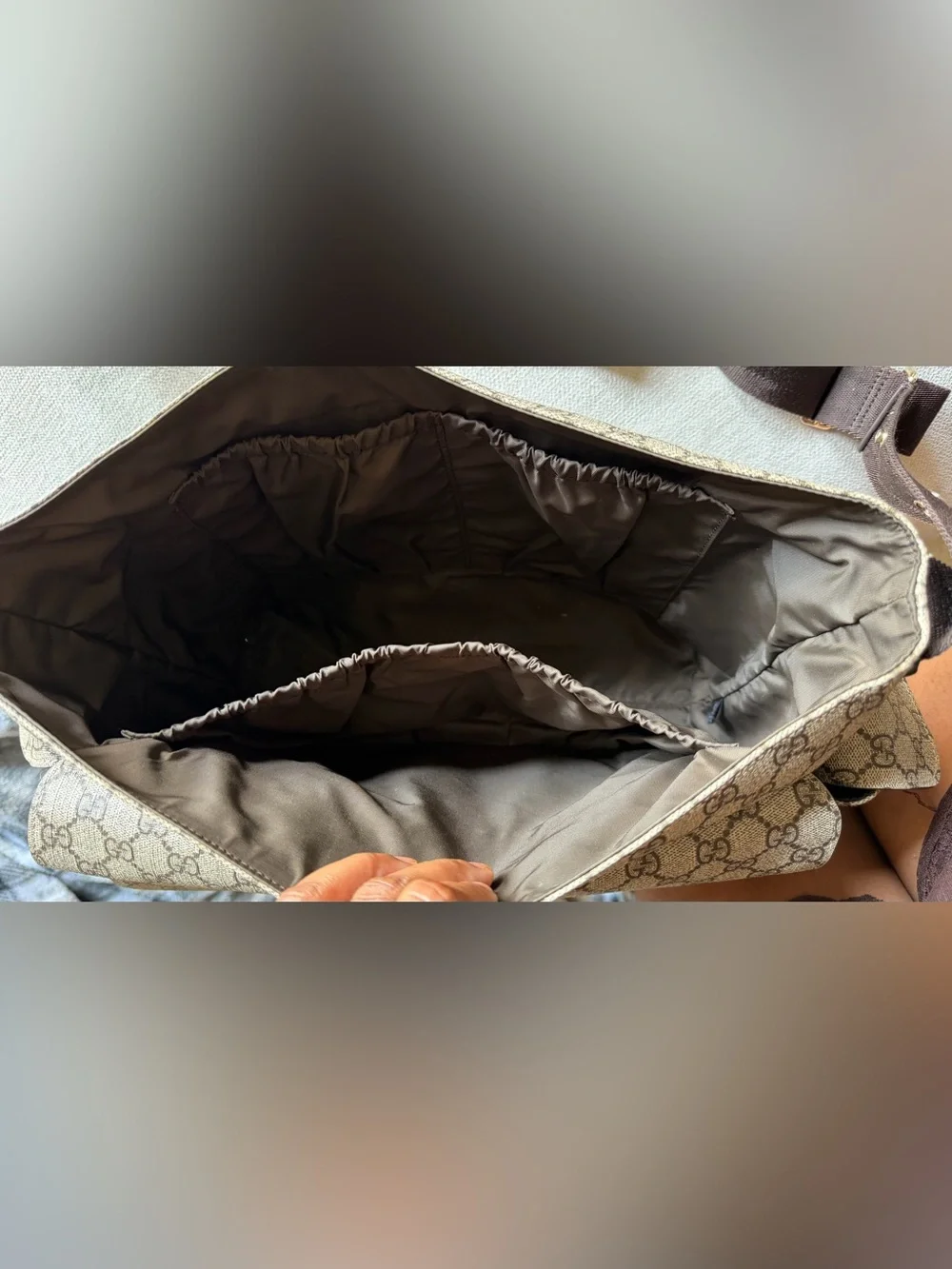 Gucci monogram gg